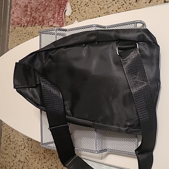 Mosiso Small Sling Crossbody bag NWOT - Picture 2 of 5